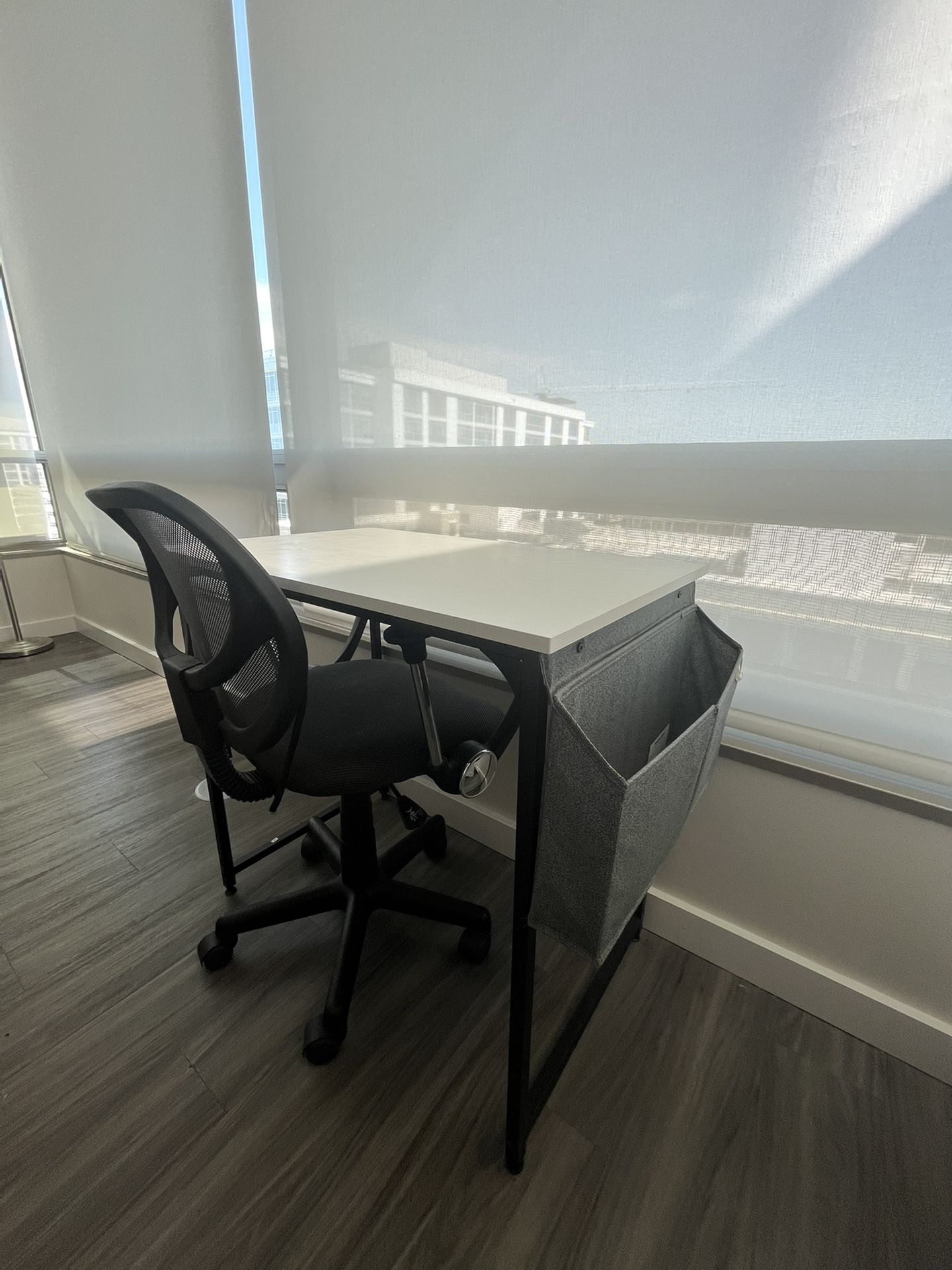 Desk & Office Chair