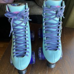 Moxi skates Beach Bunny Rollerskates Size 6 (womens 7-7.5)