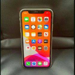 IPhone 11 Unlocked Like New 