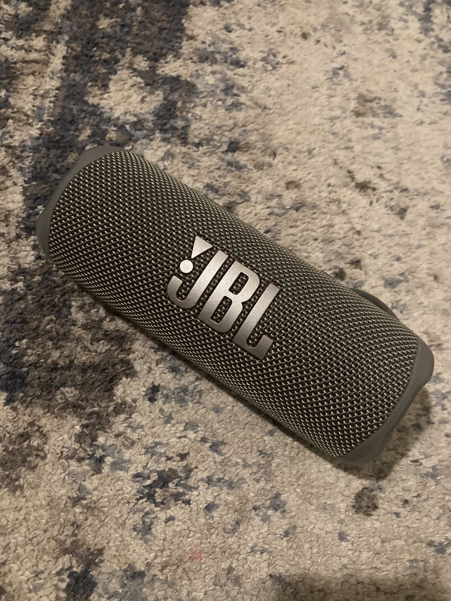 JBLflip6 for Sale in Fresno, CA - OfferUp
