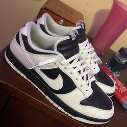 Reverse Panda Dunks( Size 12) Fits Like 11