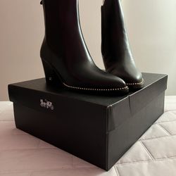 Coach Pierce Leather Bootie US W 8