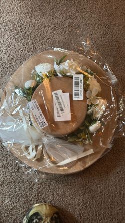 Floral Crown Hat with White Flowers
