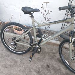 Giant SE Rock Crawler Bike 1995