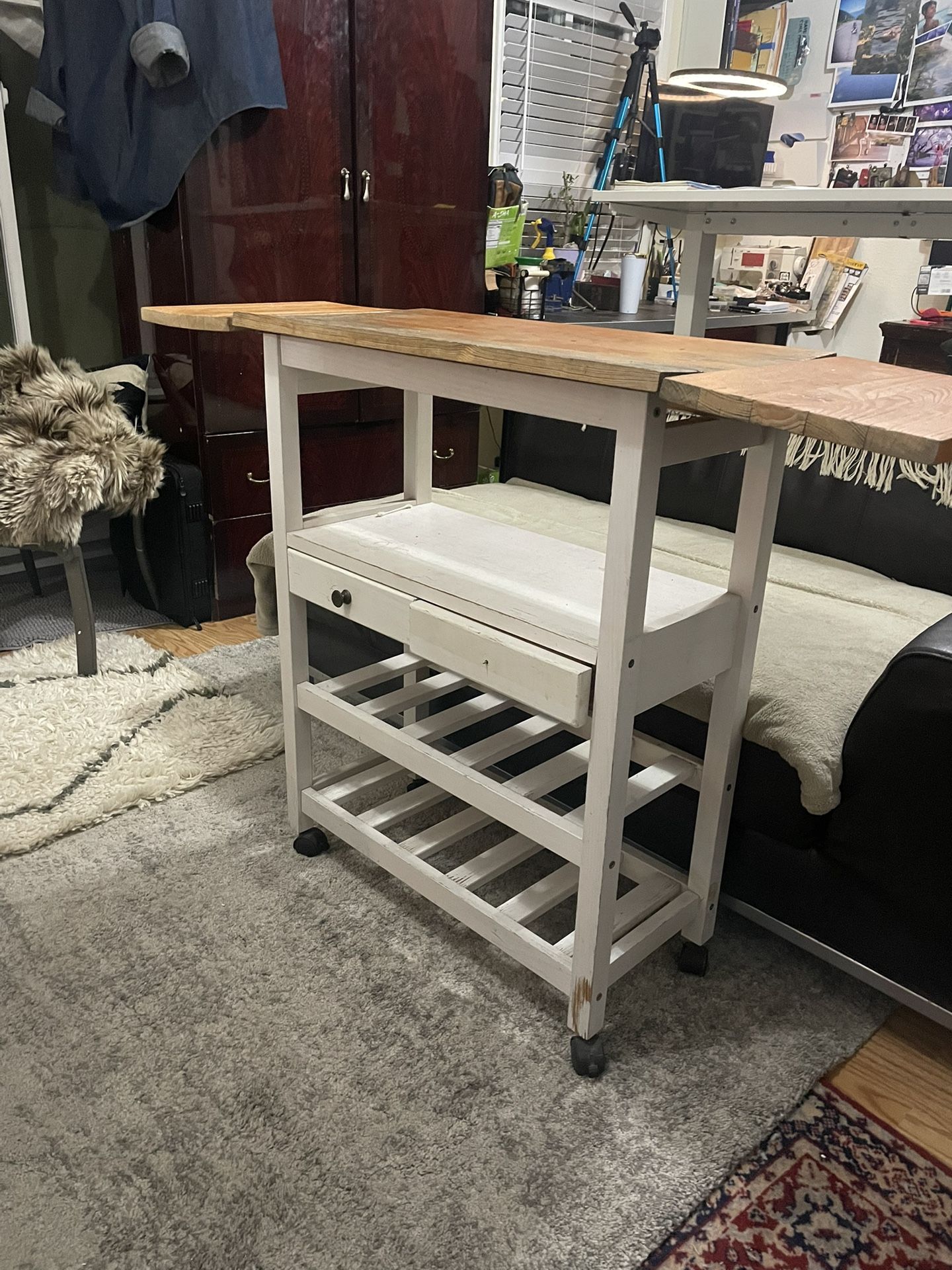Cute White Rolling Island Kitchen Shelf 