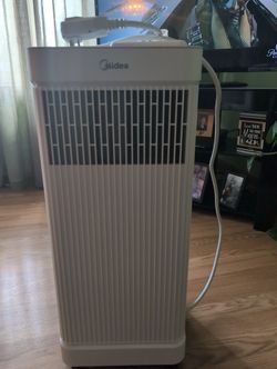Midea Portable Air Conditioner  And Dehumidifier 