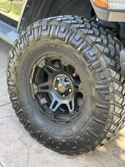 Jeep Wrangler JL TERAFLEX Nomad Split Spoke Nitro Trailgrappler 37x12.5r17