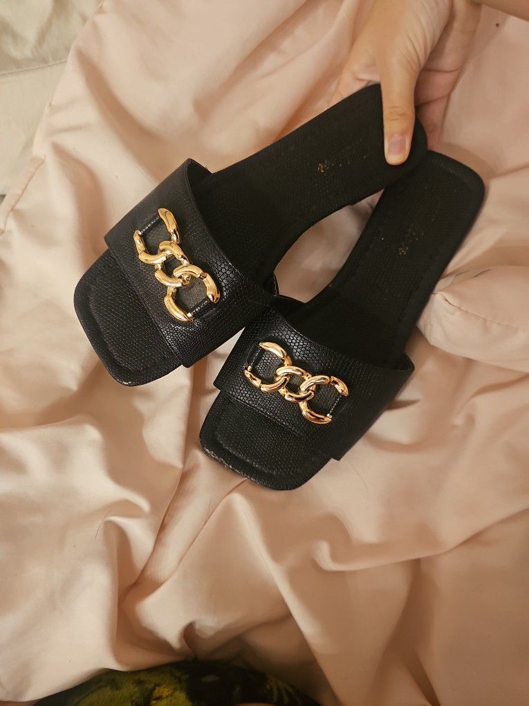Chain Detail Flat Slide Sandals Size 7