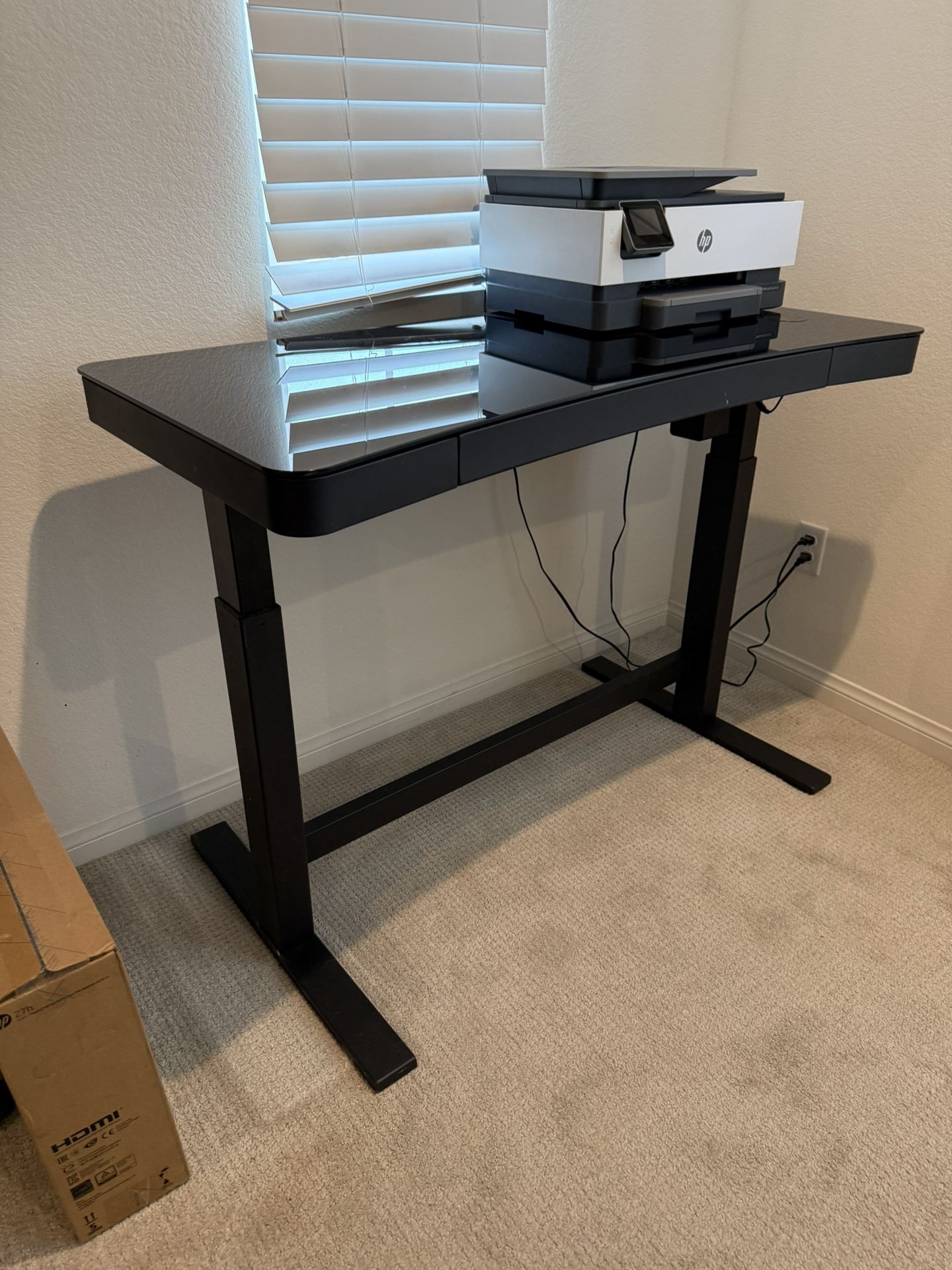 Electric Height Adjustable Standing Desk