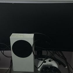 X Box Series S With Monitor 