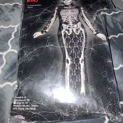 Costume