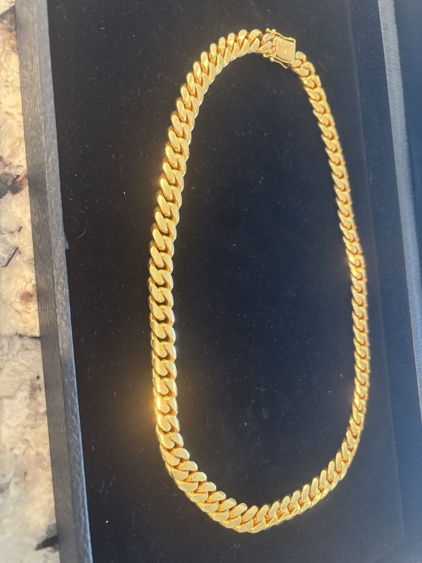 24” Solid Gold Cuban Link Chain 18k