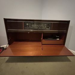 Grundig Vintage Radio w/ Record player