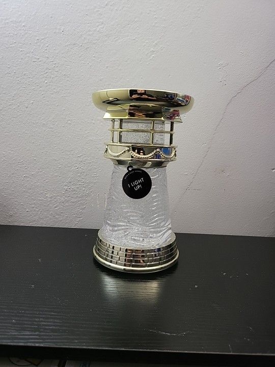 Bath & Body Works Lighthouse GLITTER Water Globe 3 Wick Candle Holder (H)