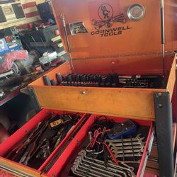 TOOL CART/ TOOLS 