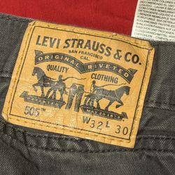 Men’s Levi’s Pants 
