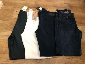 Lot of 4 NWT jeans for men Calvin Klein Lucky Brand and Levi’s size 32x32