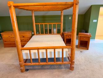 Gorgeous Rustic Log Canopy bedroom set