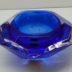 Rare 1996 Royal Gallery Cobalt Blue Crystal Votive Candle Holder Made In Italy. Add a touch of class to your home decor with this stunning cobalt blue