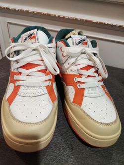 Men's shoes size 12