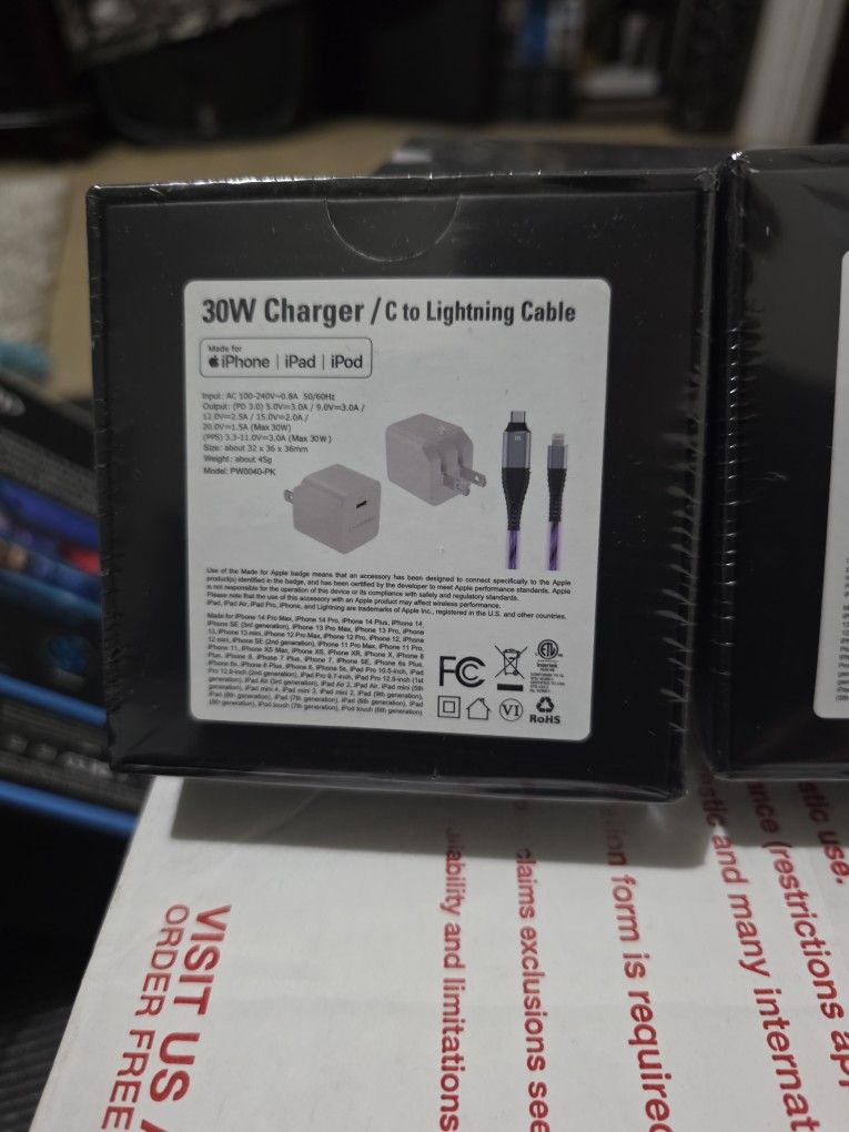 30W CHARGER