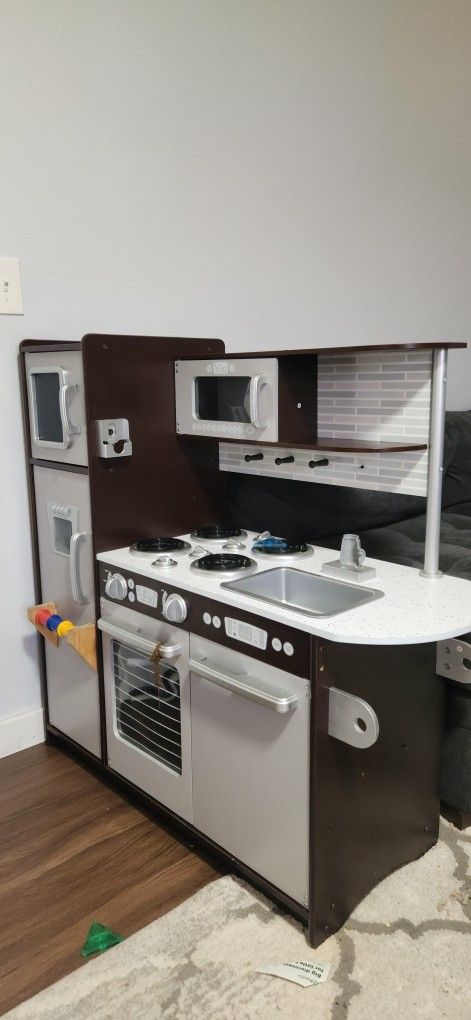 Kids Kitchen 