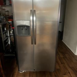 Refrigerator 600