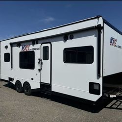 2025 KRT By Genesis Supreme 2416CFK