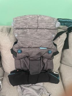 Infantino Baby carrier