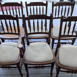 Free Dinning Room Vintage Chairs
