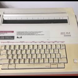 Corona 250 DLE Electric Type Writer