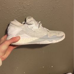 Men’s Adidas hoop shoes