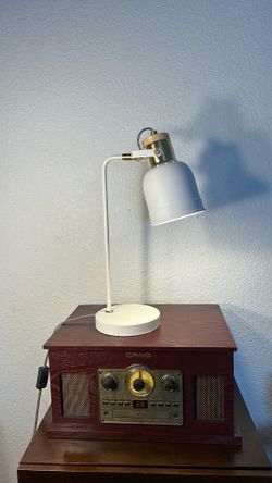 Desk lamp