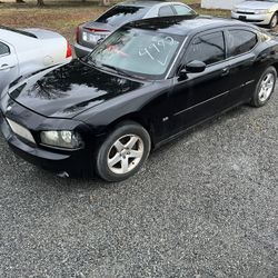 Complete Part Out/2006 Dodge Charger 