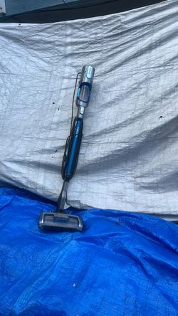 Shark Vertex Stick Vacuum Self-cleaning