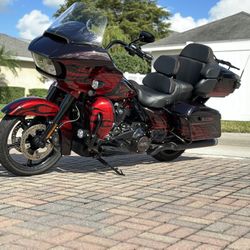 2022 Harley Davidson FLTRKSE