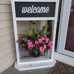 Flower Pot Hanging Planter Basket Stand. House Welcome Sign 