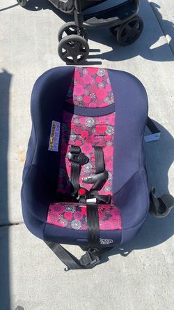 Cosco Kids car seat