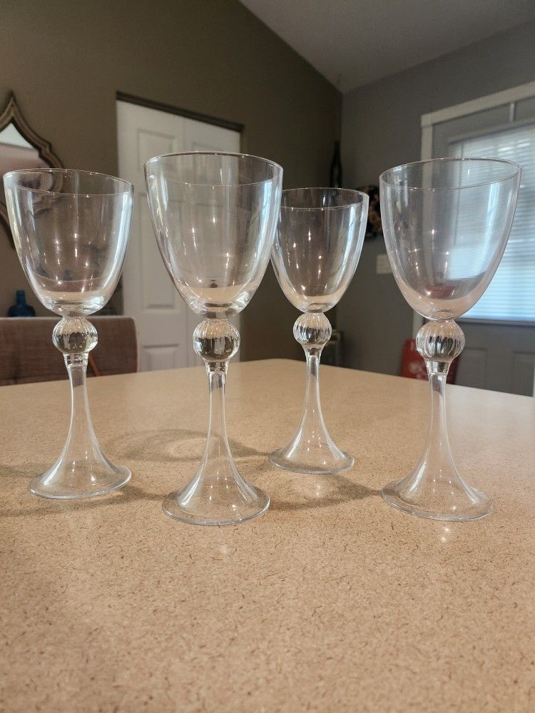 Set of 4 - Z Gallerie Wine Glasses