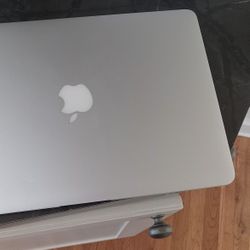 2016 MacBook Air 