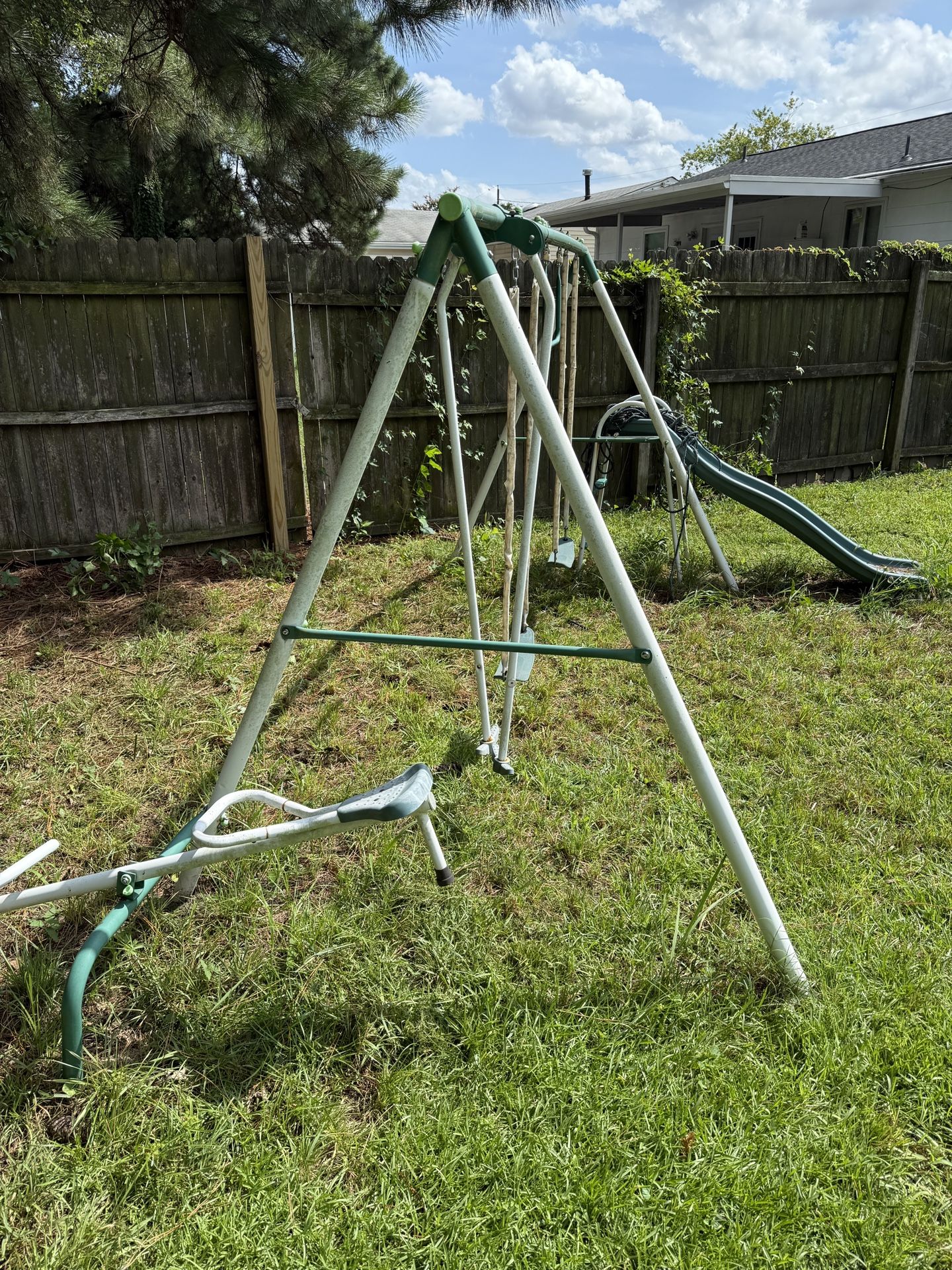 trampoline & swing sets Free