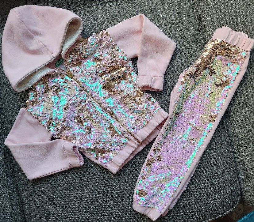 5t Toddler Girls Sequence Jogger Outfit.  $10