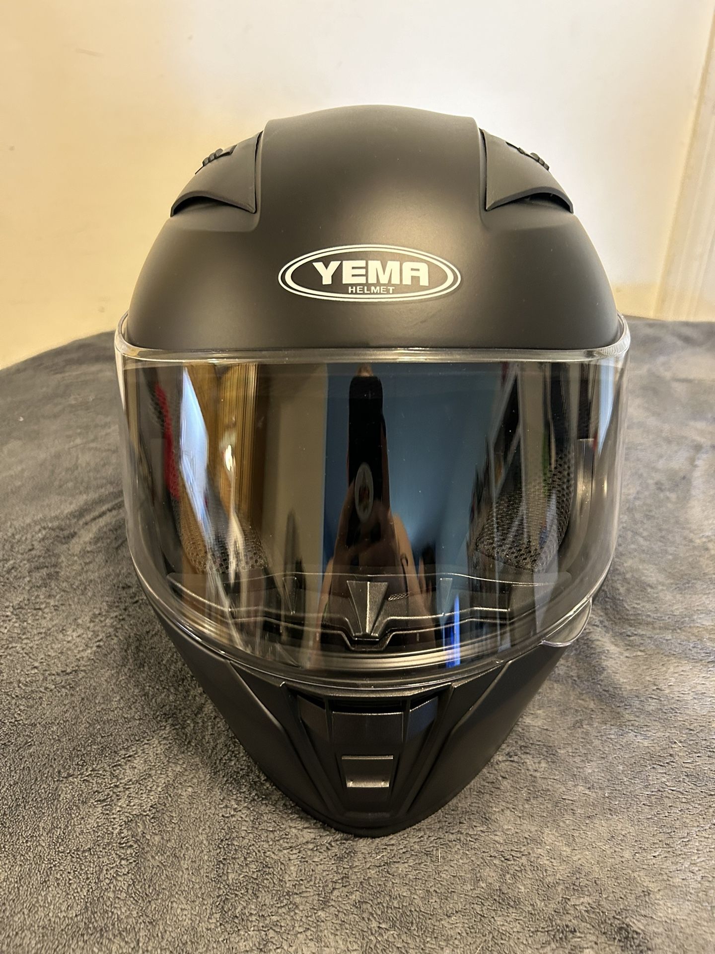 Men’s Helmet 