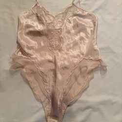 Natori Vintage Soft Blush Satin Lace Chemise Bodysuit