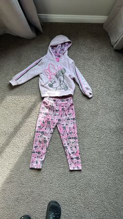 Girl’s Size 5 Disney Minnie Pants Set