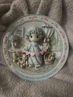 Precious Moments 3D Plate