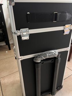 New make Up Luggage