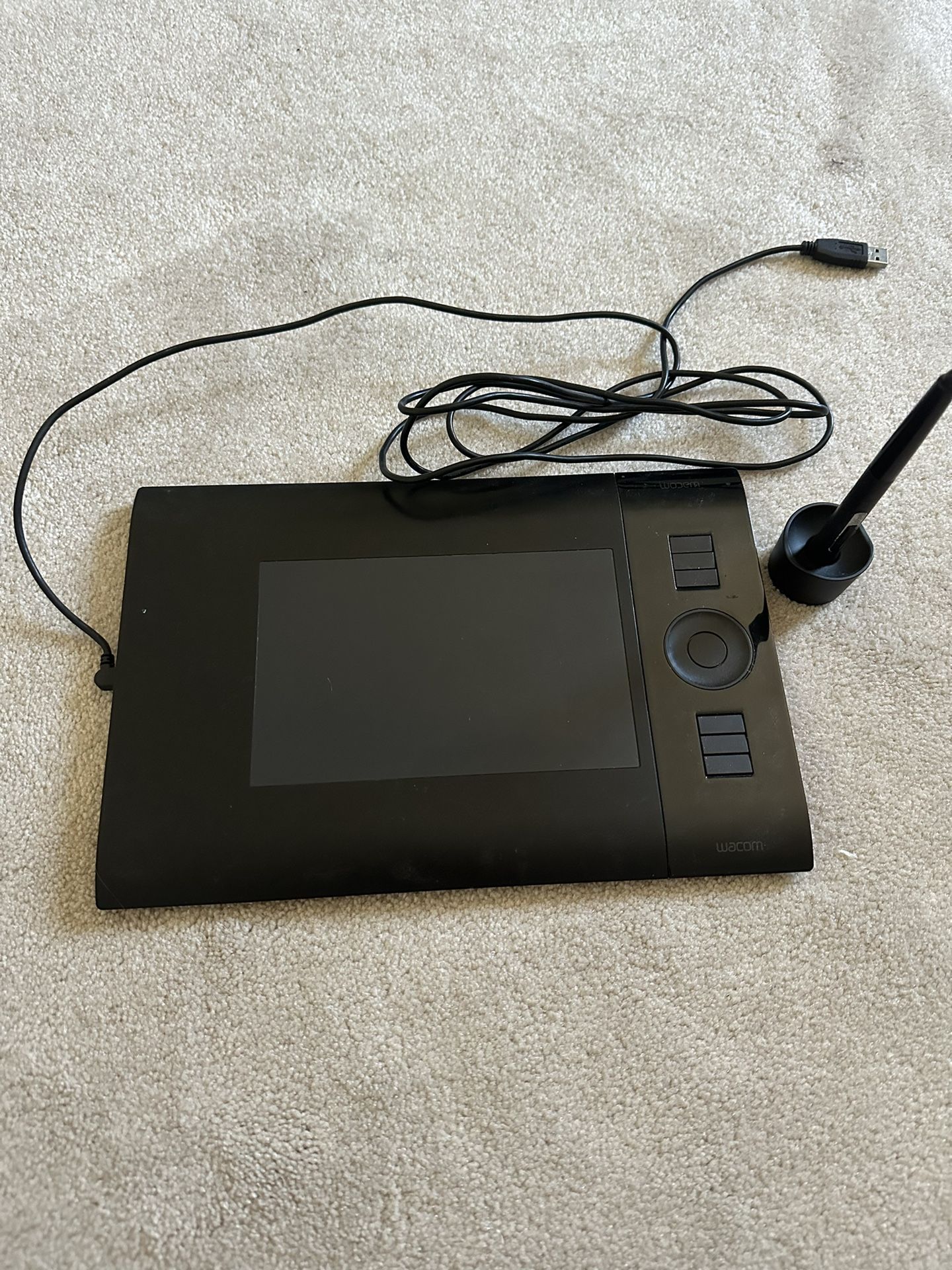Wacom Intuos 4 PTK-440 W/ Stylus