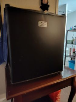 Black+Decker Black Mini Fridge