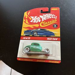 Hot Wheels Classics 1932 Ford . Spectraflame Paint 